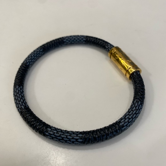 Louis Vuitton Bracelet - Picture 4 of 4